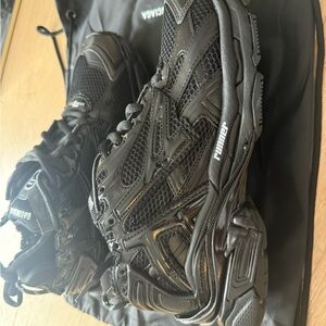 Balenciaga runners size 10 black